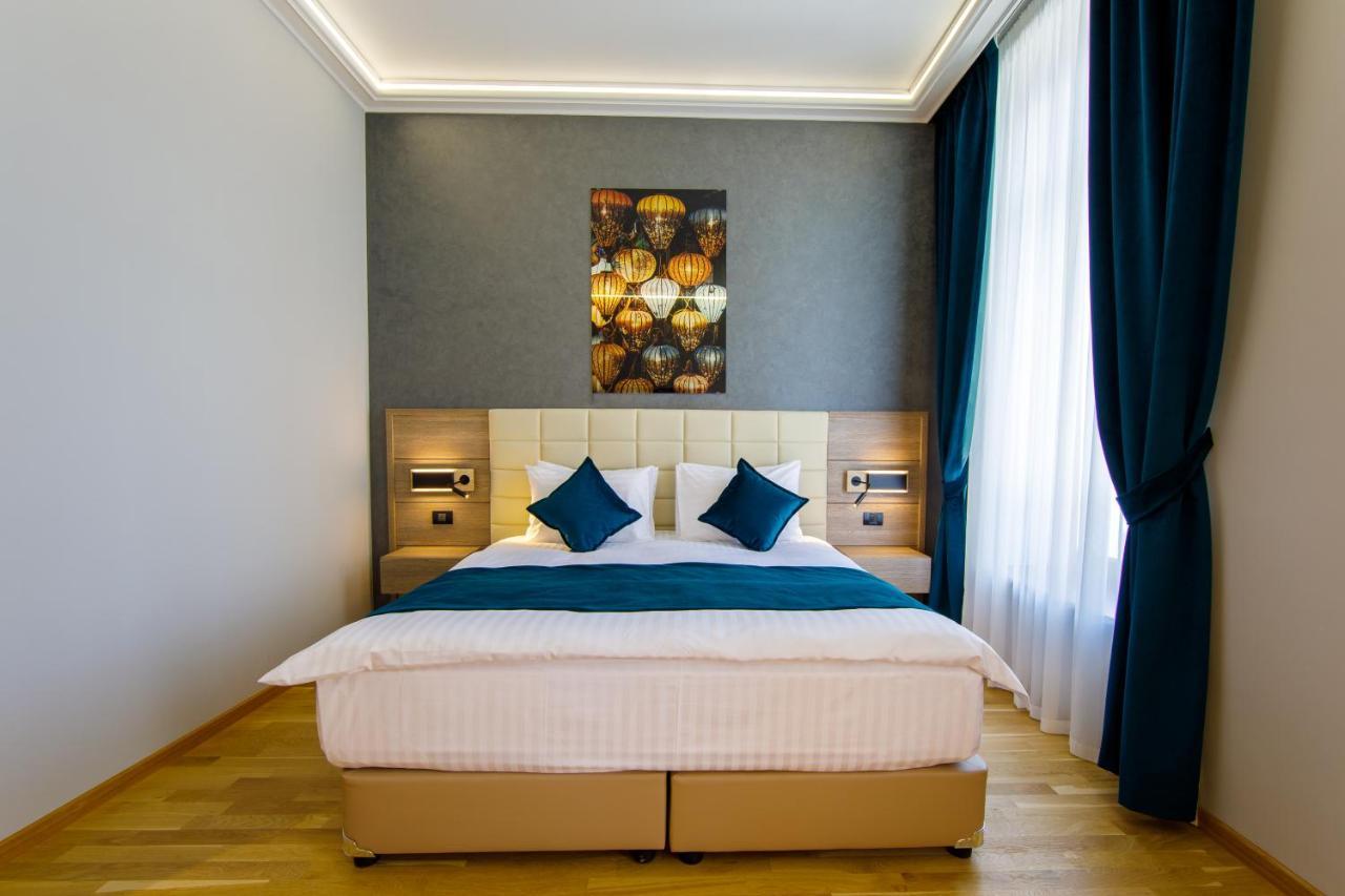 Hotel Casa Hrisicos 3*